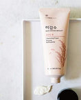 Load image into Gallery viewer, The Face Shop Rice Water Bright Cleansing Foam 150ml
